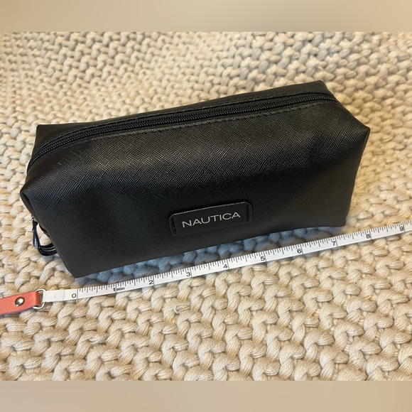 Nautica Cosmetic Makeup Pencil Brush bag NEW - Picture 6 of 10